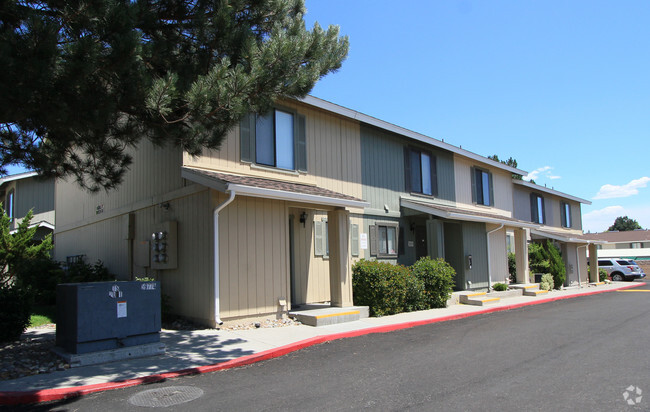 Foto del edificio - Mountain Meadows Townhomes