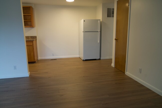 Foto del edificio - 673 E 6th Ave