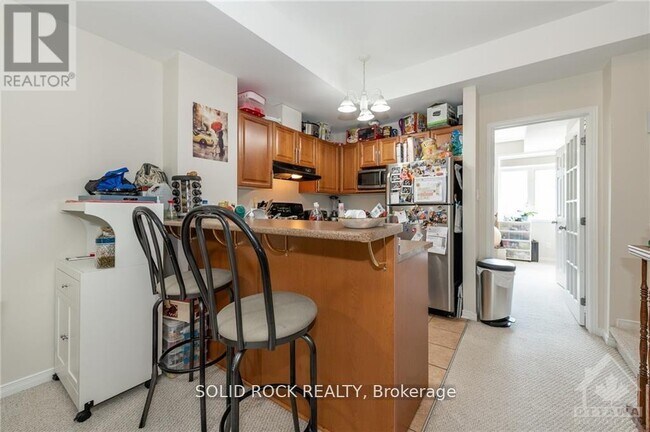 Building Photo - 1022 Redtail Private