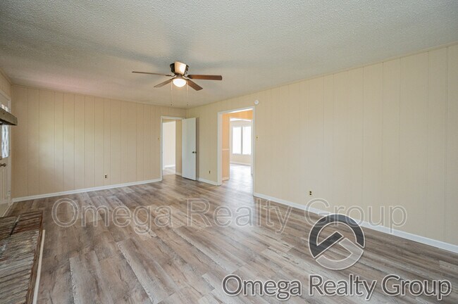 Building Photo - 106 Seville Ln