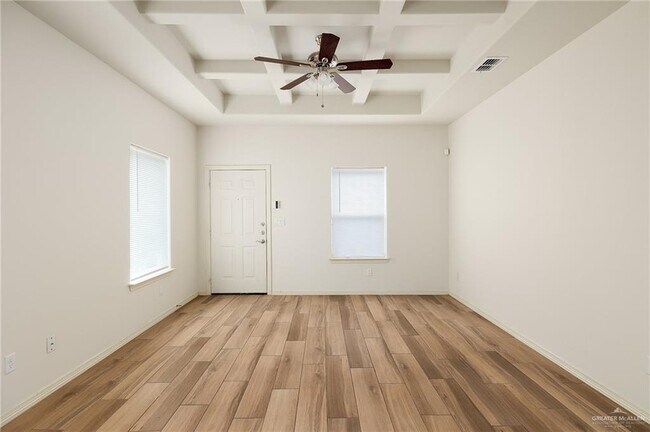 Foto del edificio - 3805 Hawthorne Ave