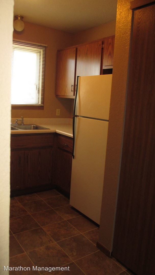 Building Photo - 4075 Lancaster Ln N