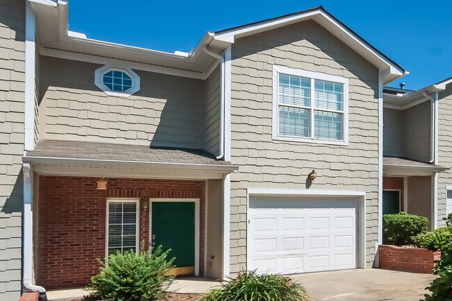 Foto del edificio - 114 Sun Ridge Dr