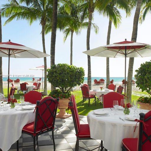 Foto del edificio - 17975 Collins Ave