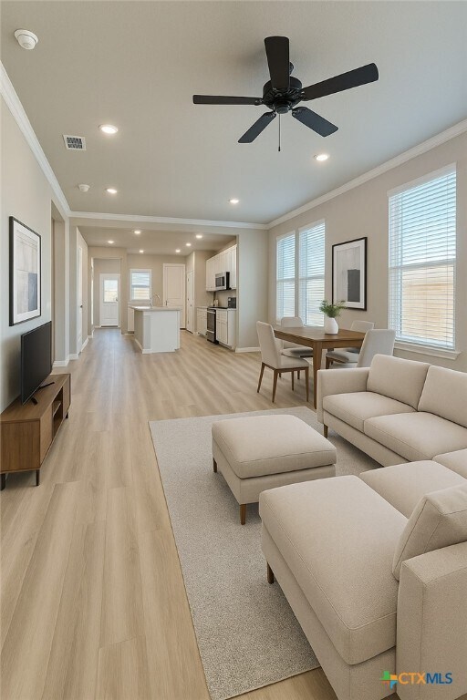 Foto del edificio - 8114 Smoke Crk Ln