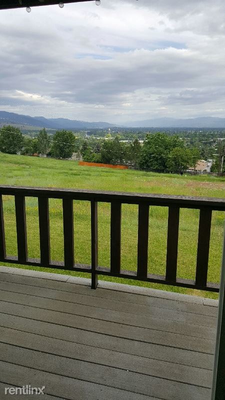 Building Photo - 2328 W Foothills Dr
