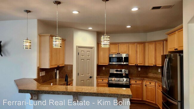 Foto del edificio - 3 br, 2 bath House - 6255 Telehurst Dr
