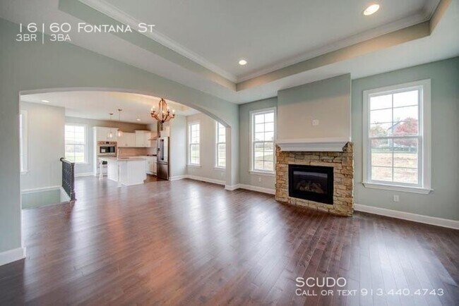 Building Photo - Luxurious, Maintenance Provided Villa!