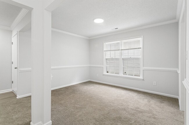 Building Photo - 903 Belvoir Cir