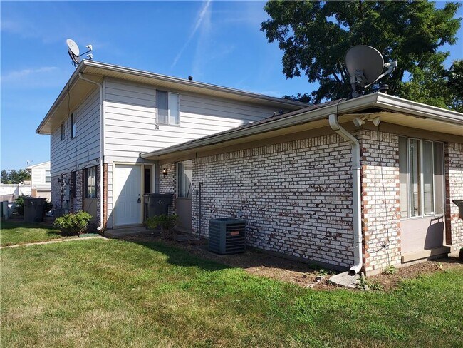 Building Photo - 6436 Lupine Terrace
