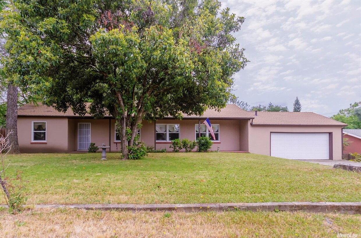 Foto principal - 7120 Palm Ave