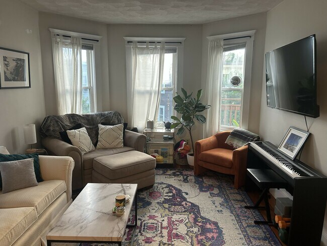 Foto del edificio - 23 Montfern Ave