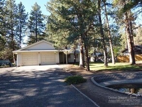 Building Photo - 20220 Rae Rd