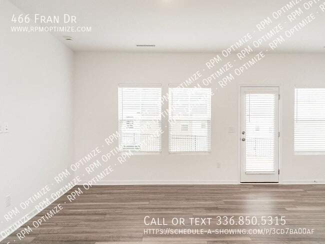Foto del edificio - 466 Fran Dr