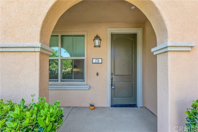 Building Photo - 178 Rose Arch