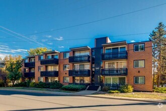 Building Photo - Chinook Gardens