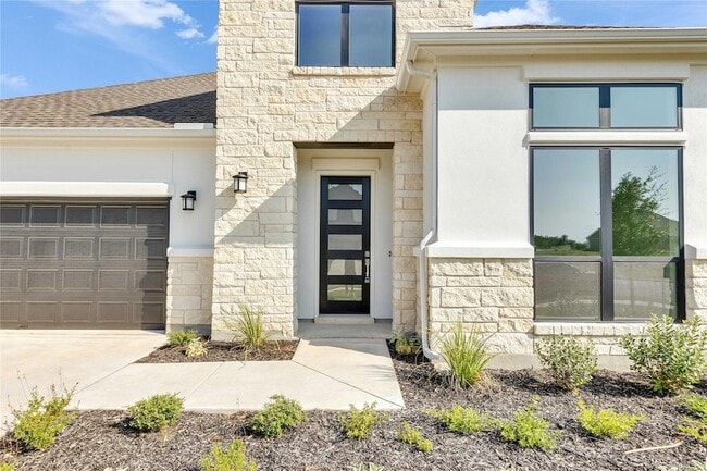 Building Photo - 2455 Shane Rnch Dr