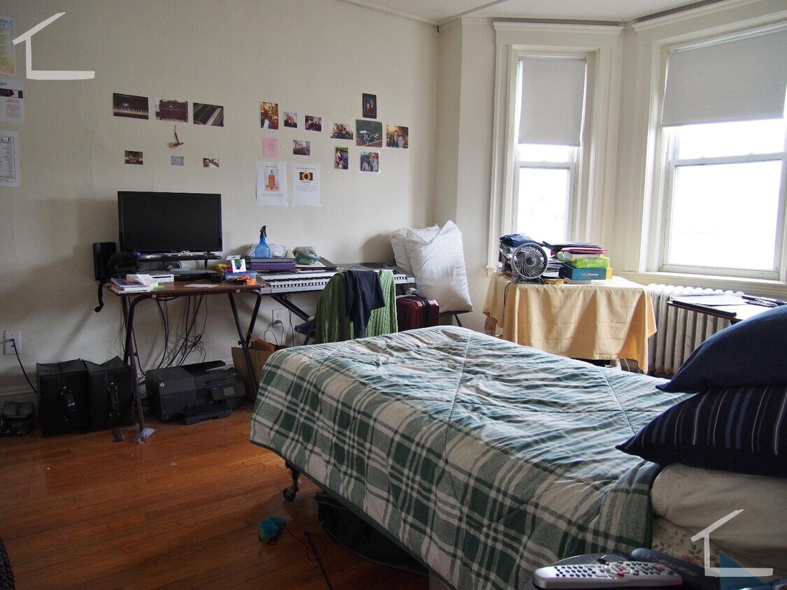 Foto principal - 1175 Boylston St