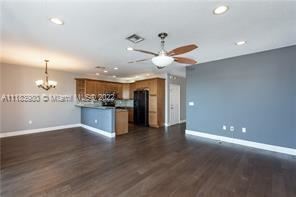 Building Photo - 3 br, 2.5 bath House - 4790 SW 165th Ave