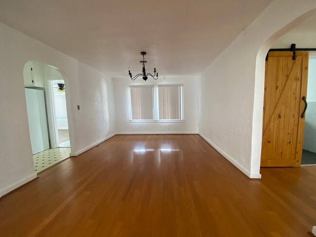 Foto del edificio - 5802 Arboga Rd