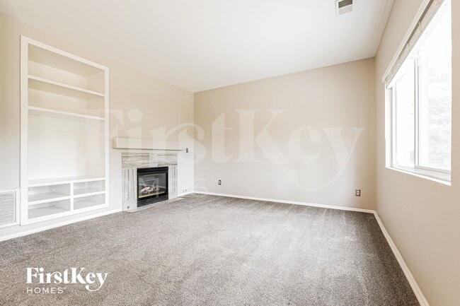 Building Photo - 5135 Nighthawk Pkwy