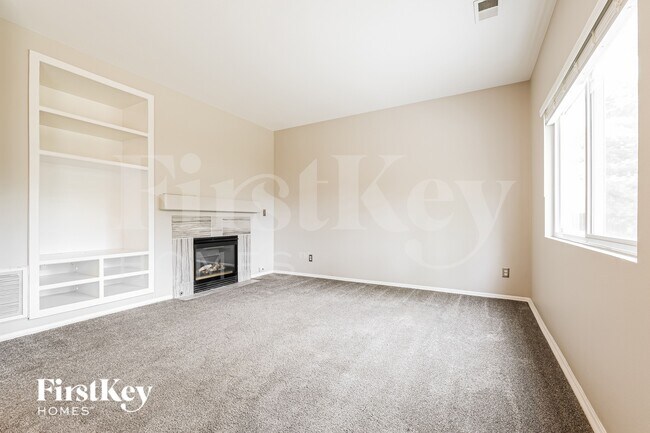 Foto del edificio - 5135 Nighthawk Pkwy
