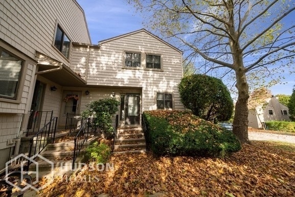 Primary Photo - 111 Fiddler Green Rd