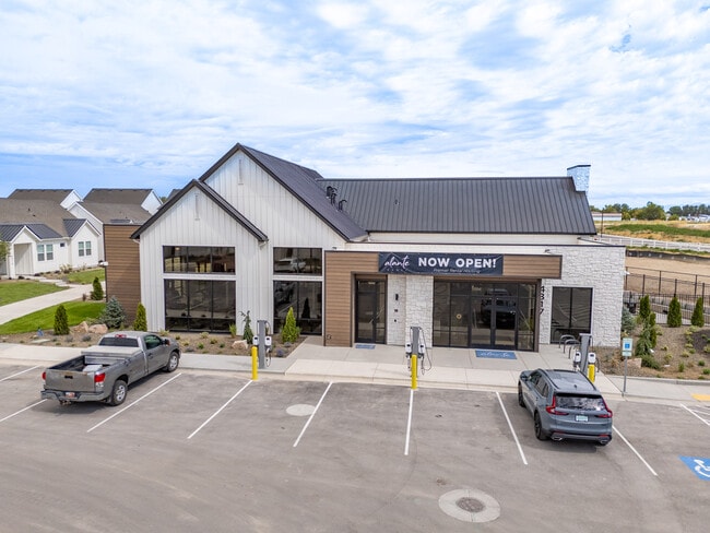 Building Photo - 4206 Hill Ln