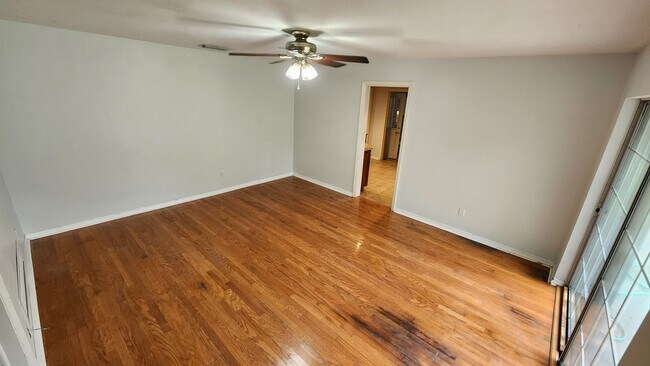 Family room - 2815 Lake Arnold Pl