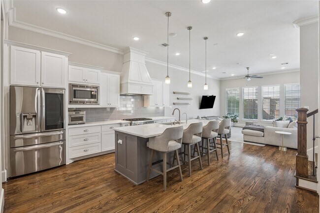 Foto del edificio - 921 Dunleigh Meadows Ln