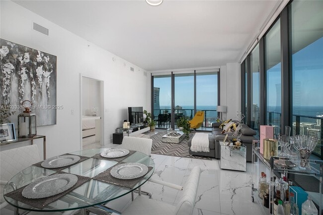 Building Photo - 1300 S Miami Ave