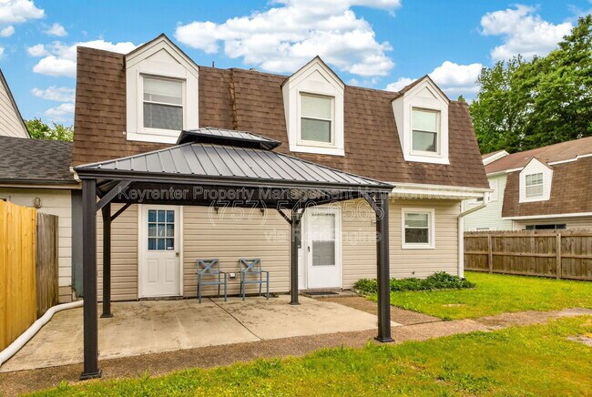 Foto del edificio - 4314 Midhurst Ln