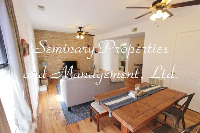Interior Photo - 921-27 W Sunnyside