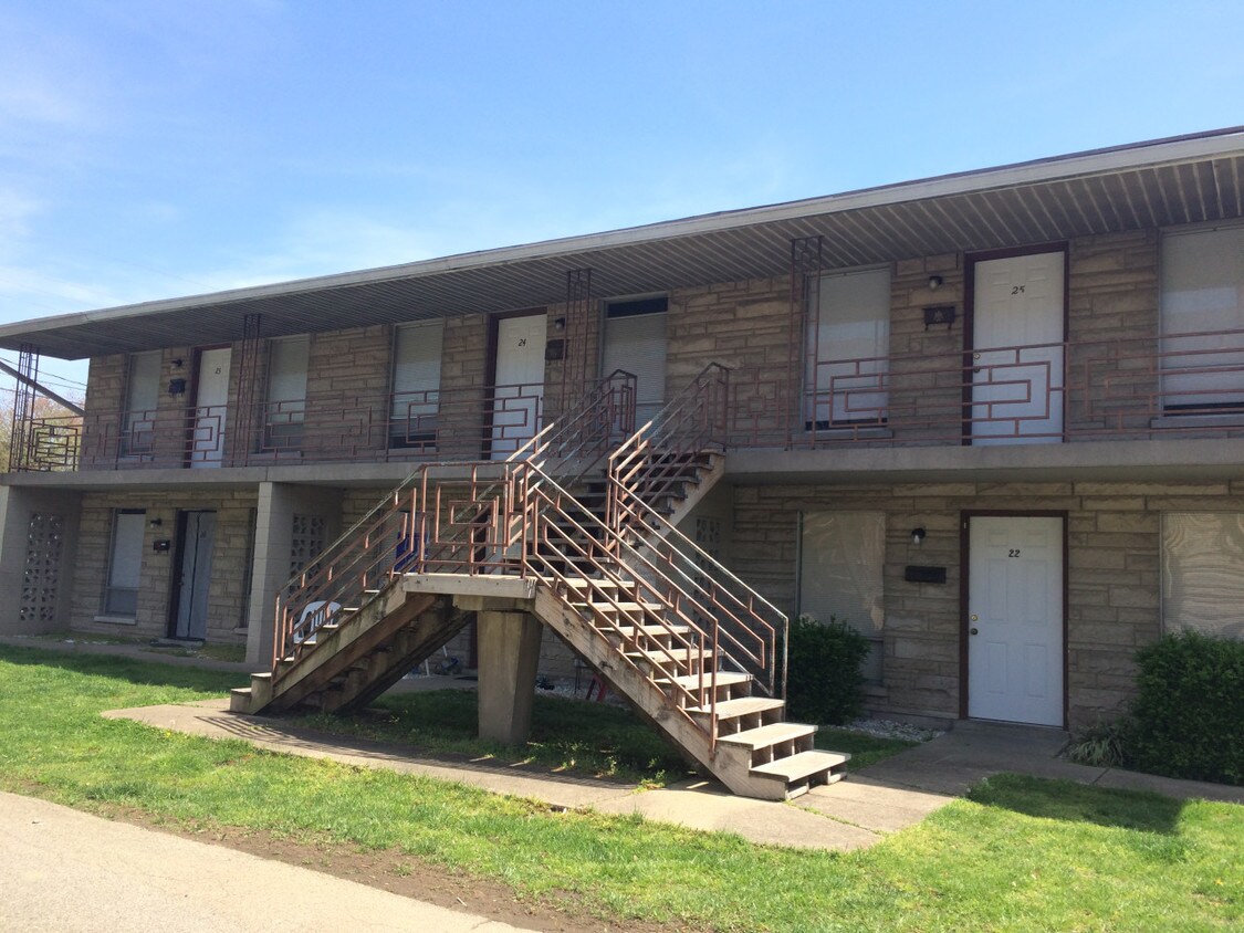 Primary Photo - 1724 Tempest Way