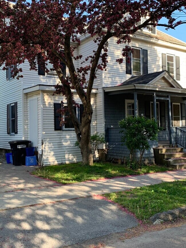 exterior - 9 Booth St