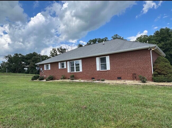 Foto del edificio - 1723 Quarry Rd