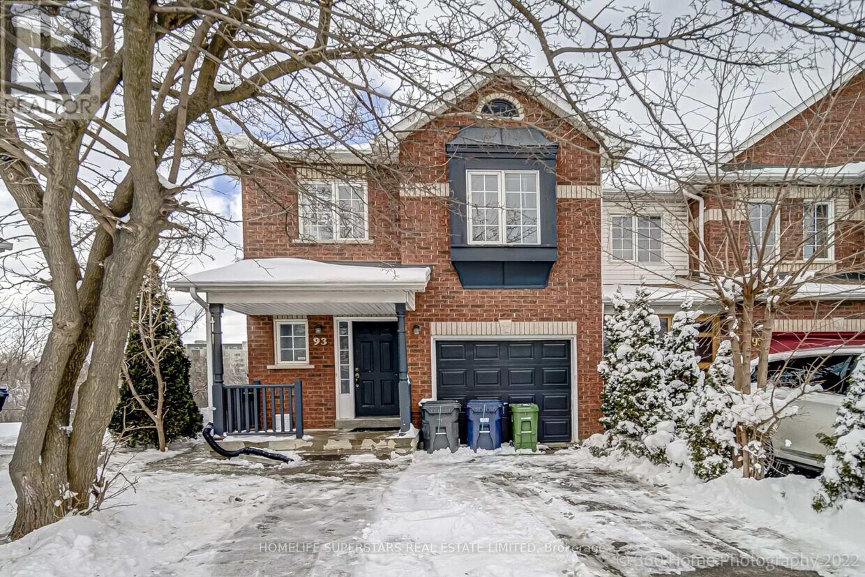 Primary Photo - 93 Mare Crescent