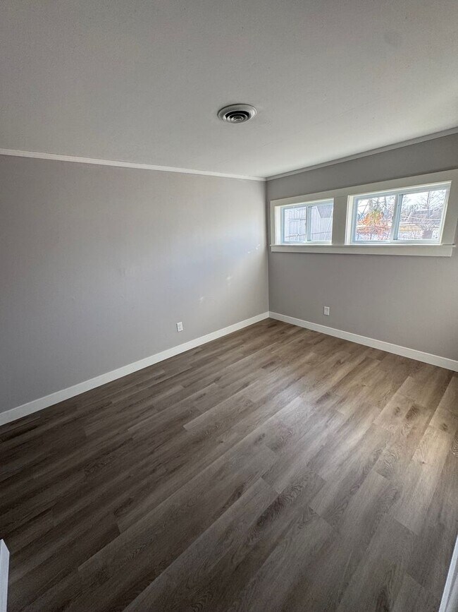 Foto del edificio - 2635 Corvalis Ave