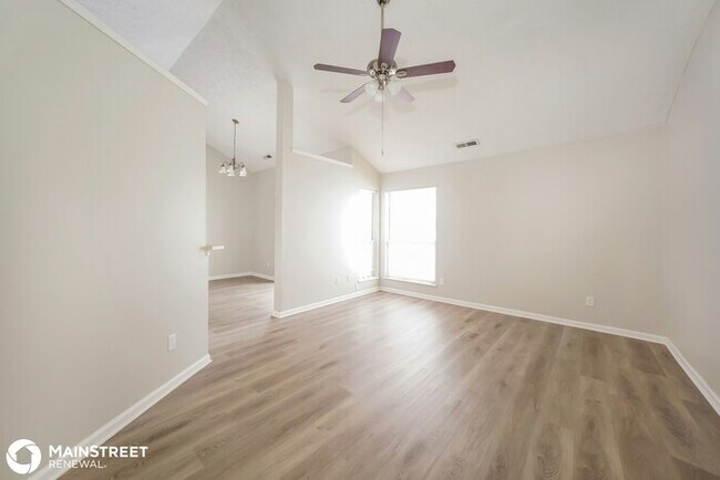Building Photo - 935 Eaglebrook Drive, Shelbyville, IN 46176