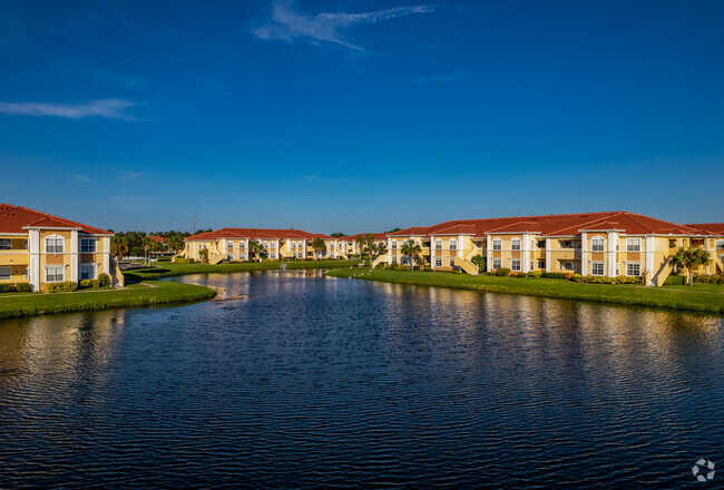 Foto del edificio - Condos at Villagio