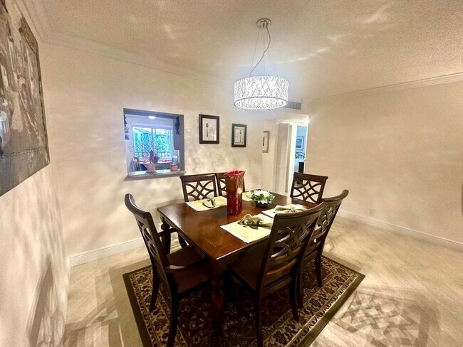 Foto del edificio - 14773 Cumberland Dr