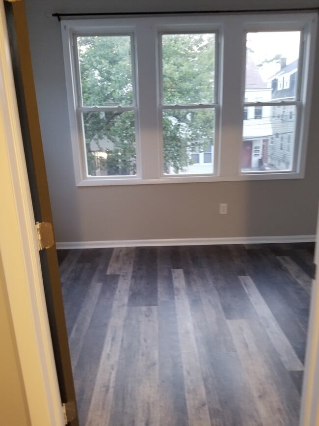 22 Schuyler Ave, Newark, NJ 07112 House Rental in Newark, NJ