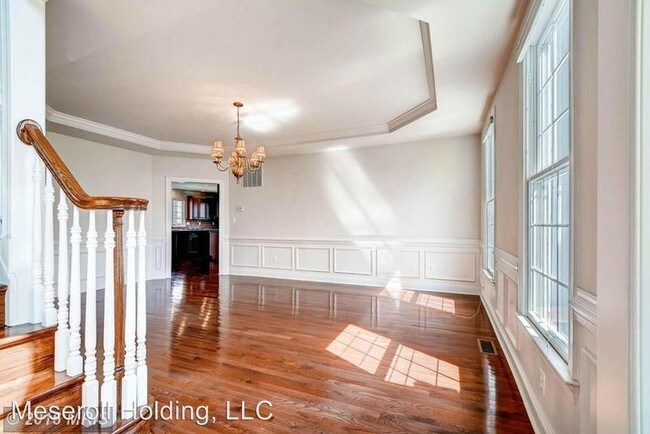 Foto del edificio - 1111 Saddle Creek Ct