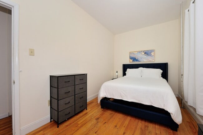 Foto del edificio - 342-344-344 E 92nd St
