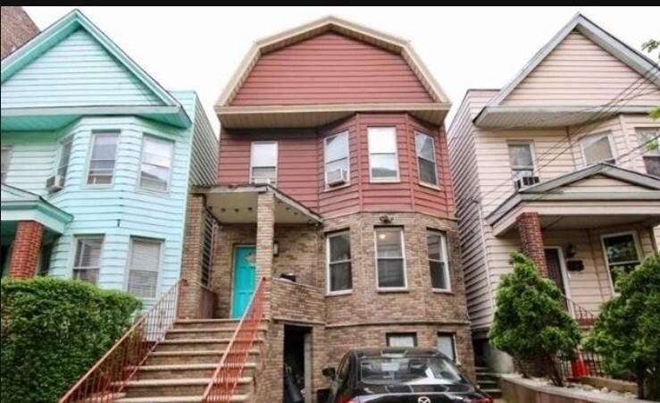 Foto principal - 204 Sherman Ave