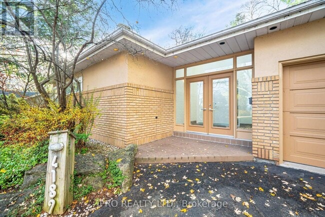 Building Photo - 4189 Inglewood Dr