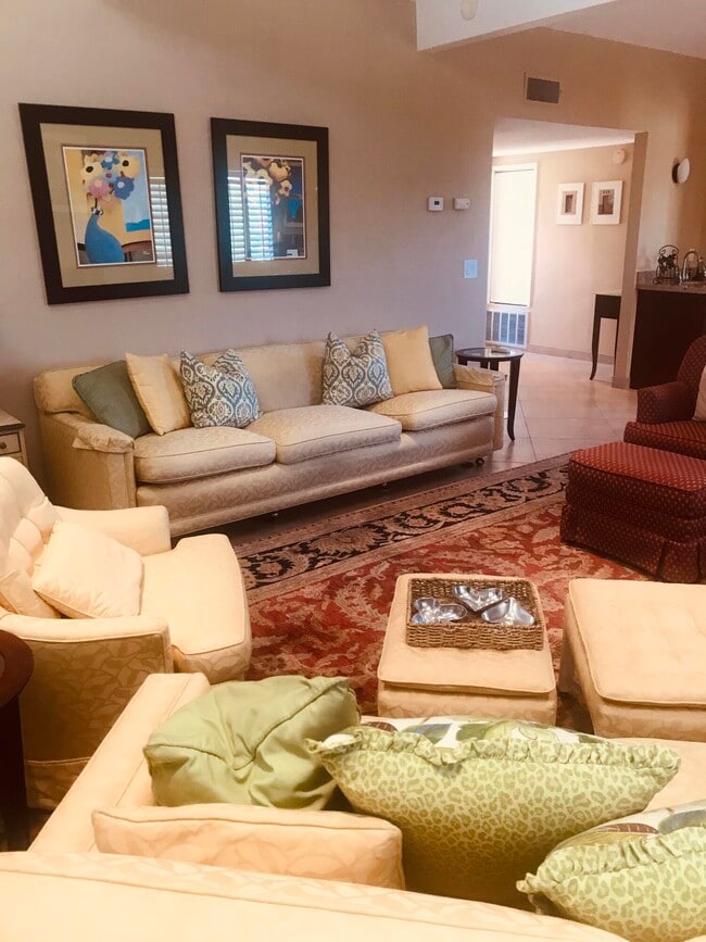 Building Photo - 3505 Ridgeview Cir S