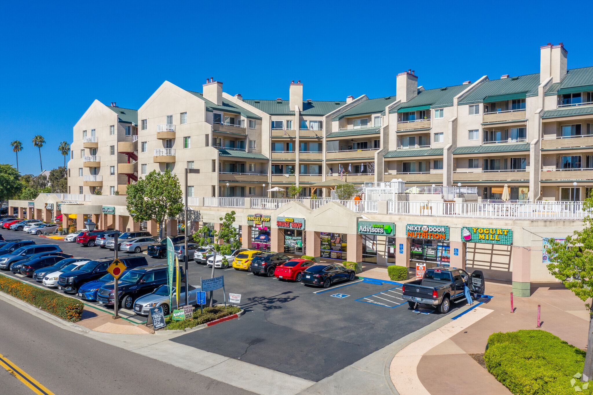 La Mesa Village Plaza