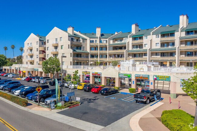 La Mesa Village Plaza