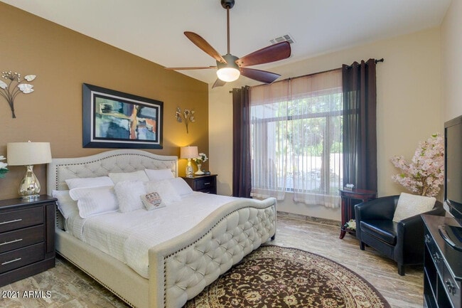 Foto del edificio - 3922 E Carson Rd